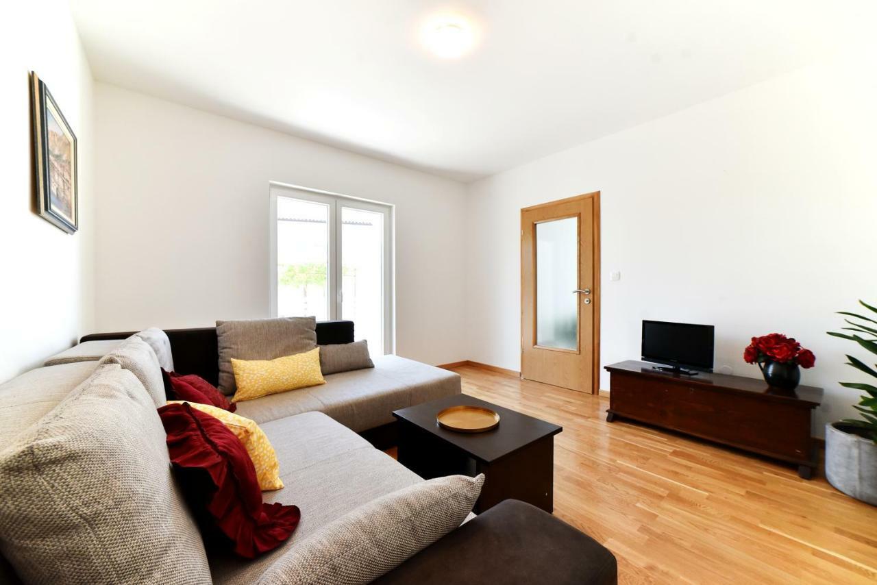Apartman Hertz 이모츠키 외부 사진